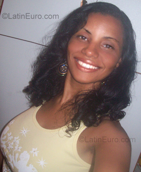 beautiful Brazil girl Jacqueline from Rio De Janeiro BR929