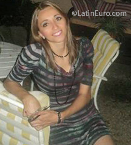 Date this gorgeous Brazil girl Zulmira from Sao Paulo BR8005
