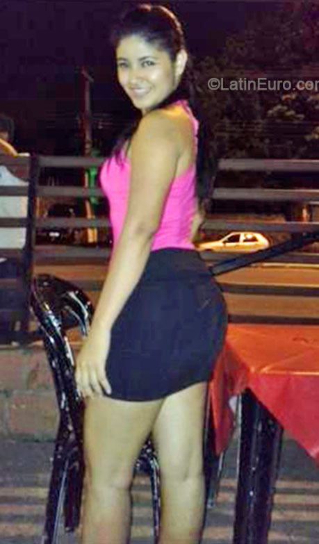 Date this delightful Brazil girl Any from Manaus BR8991