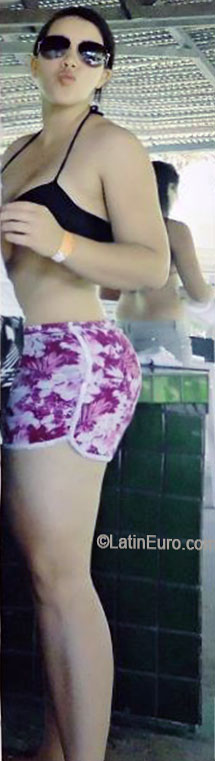 Date this hard body Brazil girl Fernanda from Mirante BR8994