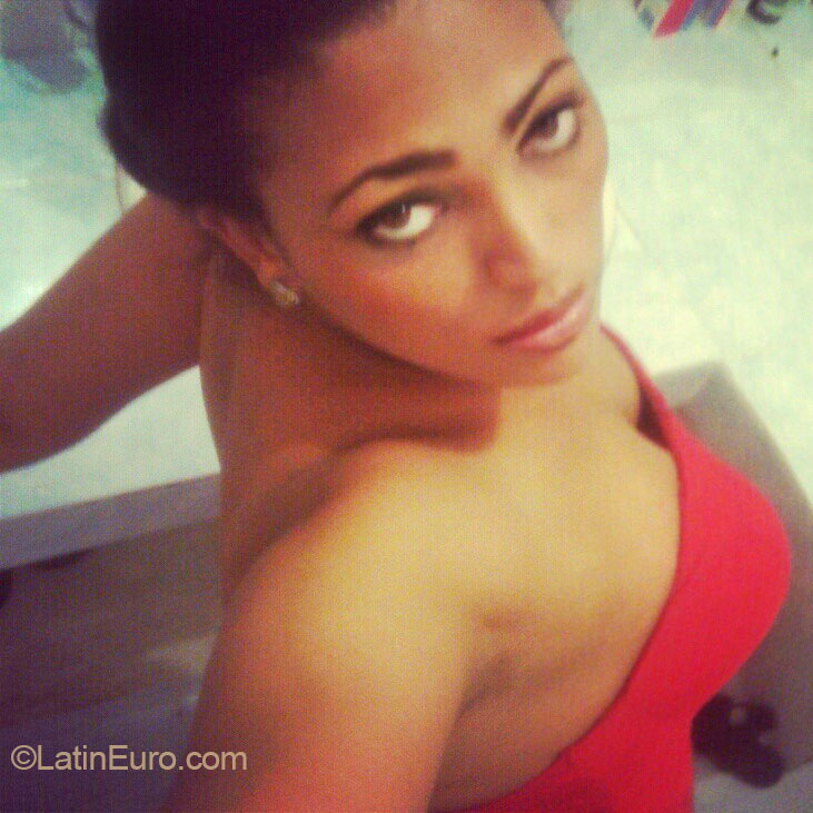 Date this lovely Dominican Republic girl Keyla from Santo Domingo DO20472