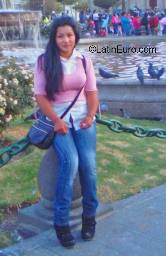 Date this funny Peru girl Avryl from Cusco PE1029
