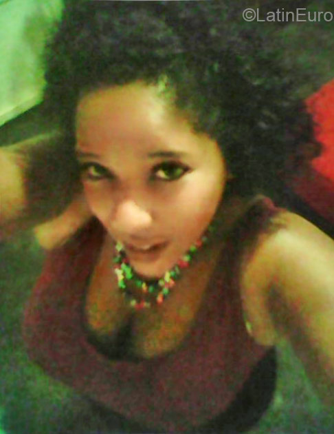 Date this pretty Dominican Republic girl Sonya from Mao Valverde DO21241