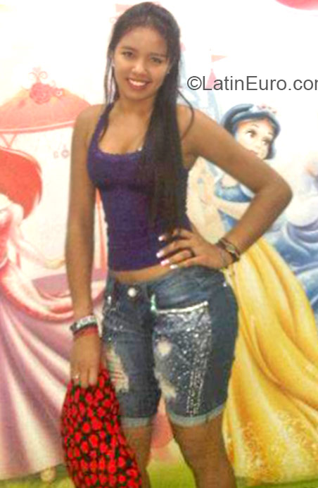 Date this gorgeous Colombia girl LuLu from Valledupar CO16897