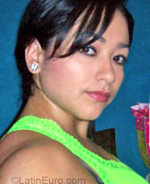 Date this cute Colombia girl Pilar from Cali CO17048