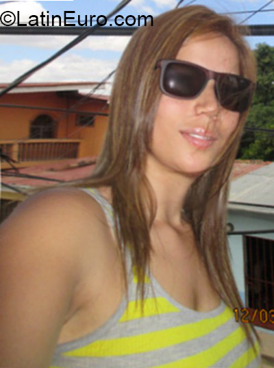 Date this sensual Honduras girl Karla from Comayagua HN1508