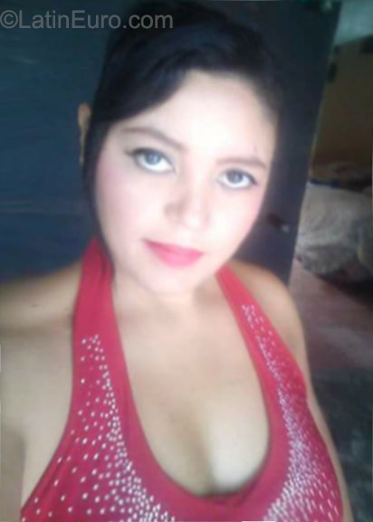 Date this exotic Honduras girl Vicky from Tegucigalpa HN1609