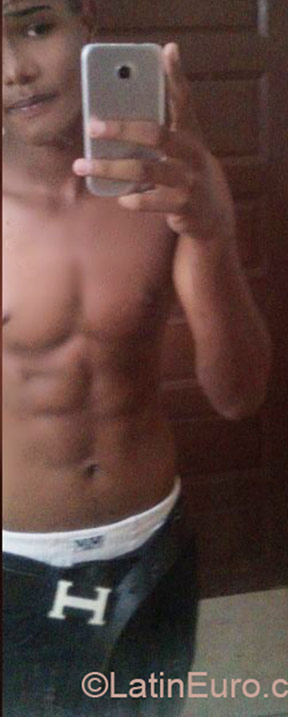 Date this stunning Dominican Republic man Kendry from Santo Domingo DO24248