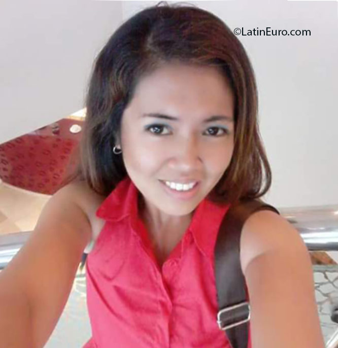 Date this fun Philippines girl Lindee from Tagum PH864