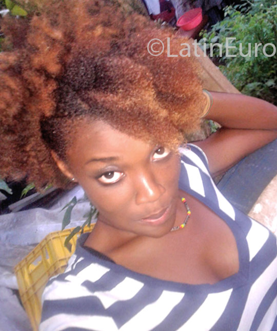 Date this young Jamaica girl Celia from Kingston JM2302