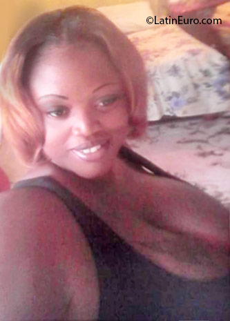 Date this charming Jamaica girl Melony from Kingston JM2312