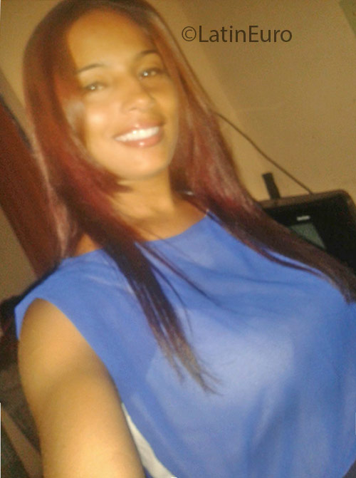 Date this young Dominican Republic girl Isabel from Santo Domingo DO25803