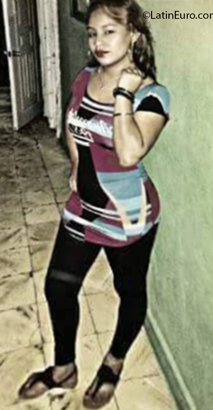 Date this tall Dominican Republic girl Camila Masiel from Santiago DO25845