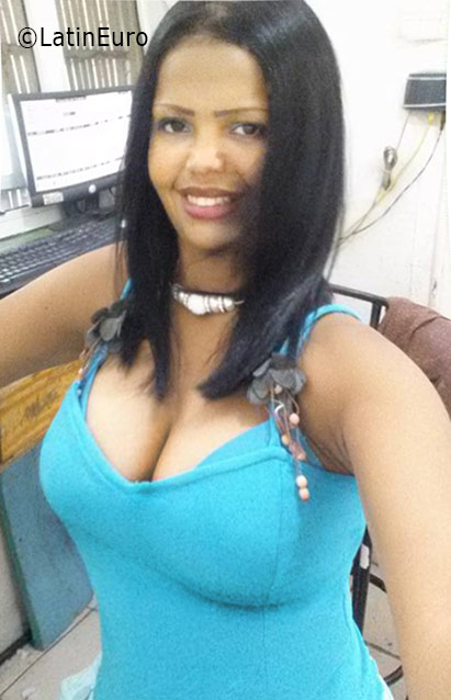 Date this passionate Dominican Republic girl Angelica from Santo Domingo DO25892