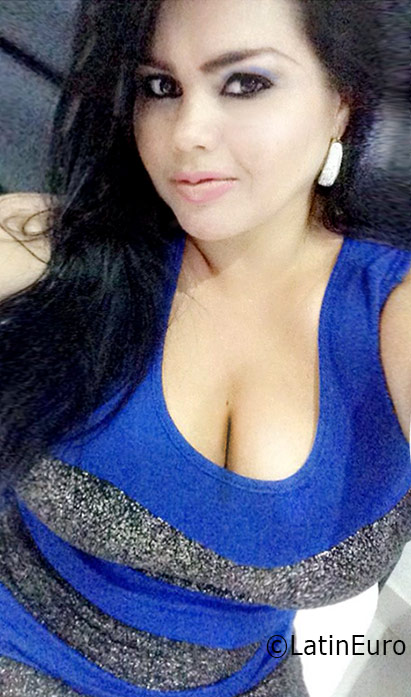 Date this cute Colombia girl Paula from Cucuta CO19041