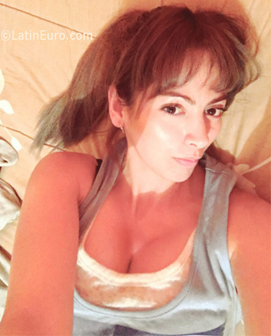 Date this passionate Colombia girl Paola from Valledupar CO19045