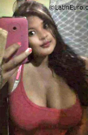 Date this funny Colombia girl Ledy from Palmira CO19088