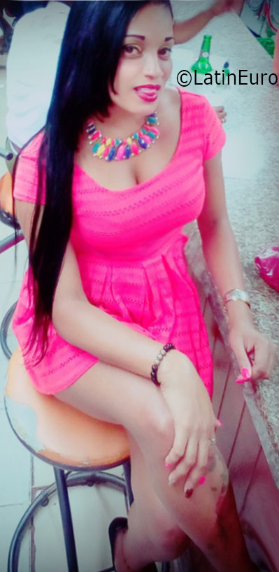 Date this tall Dominican Republic girl Rosanna from Santo Domingo DO26112