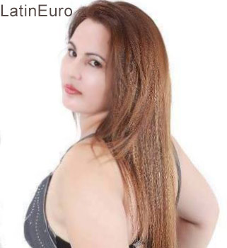 Date this stunning Brazil girl Dores from Sao Paulo BR9817