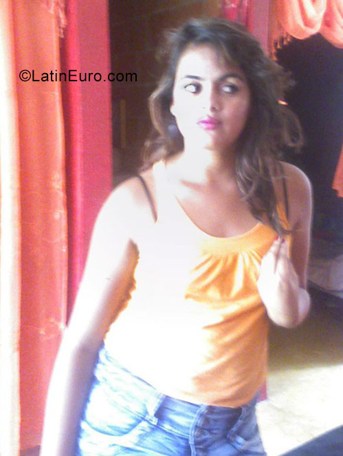Date this exotic Colombia girl Yessica from Ibague CO19769
