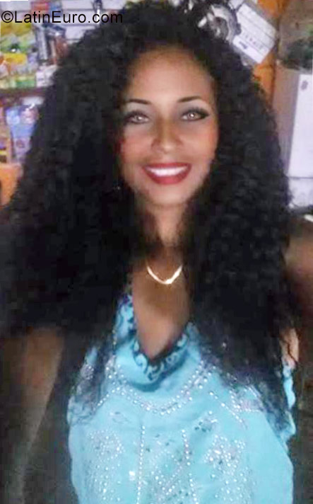 Date this cute Dominican Republic girl Any yosina from Puerto Plata DO27542