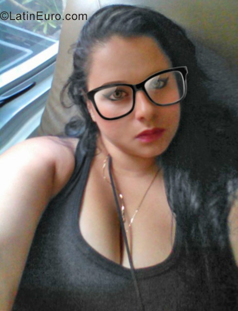Date this pretty Colombia girl Marcela from Medellin CO20719