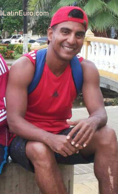 Date this charming Colombia man Manuel from Cartagena CO20738