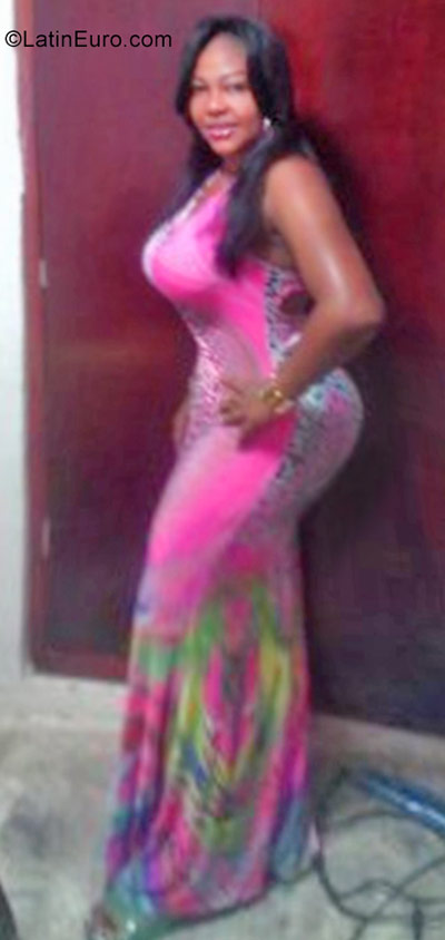 Date this tall Colombia girl Lina from Cartagena CO20748