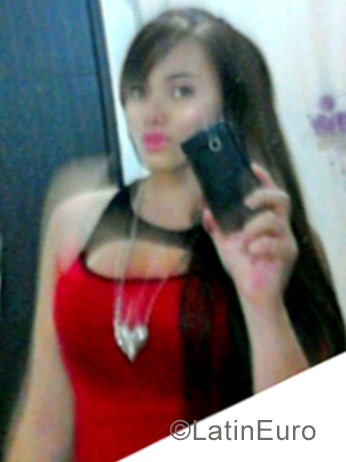 Date this young Colombia girl Andrea from Pereira CO20869