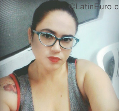 Date this passionate Colombia girl Luz from Medellín CO21131