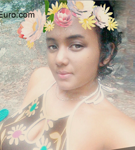 Date this good-looking Dominican Republic girl Kimberly from jarabacoa DO28326