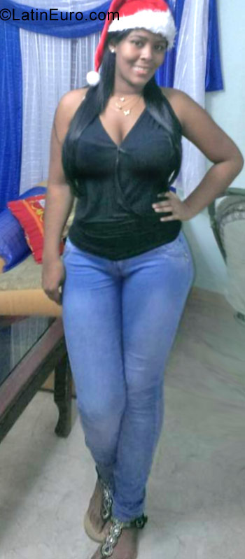 Date this beautiful Dominican Republic girl Lilabet from San Cristobal DO28597