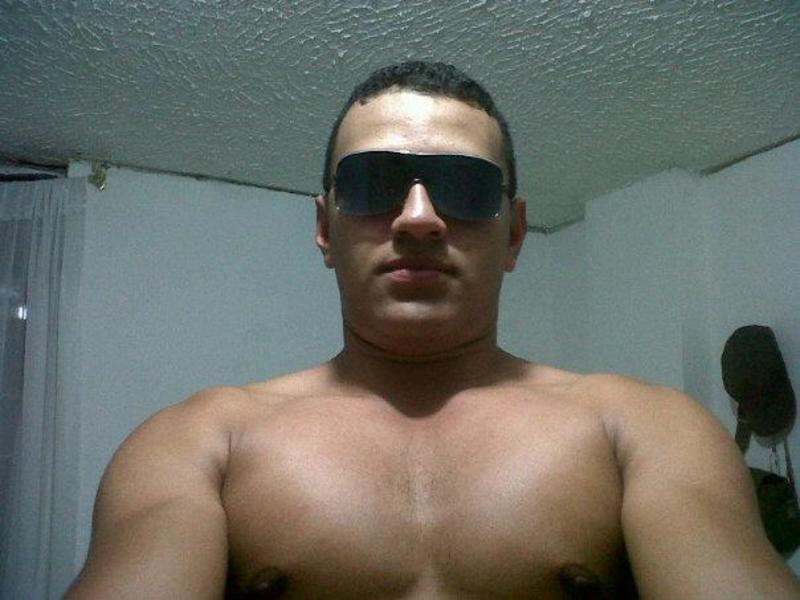 Date this attractive Colombia man David from Armenia CO21433
