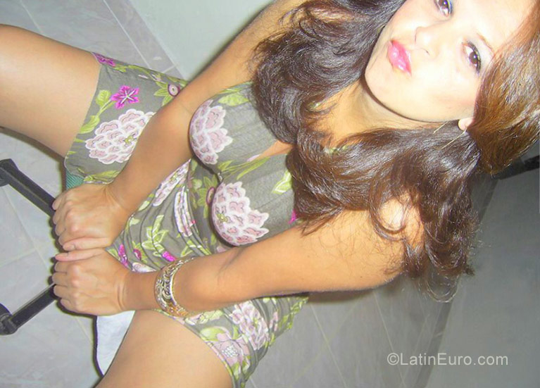 Date this gorgeous Brazil girl Adriana from Joao Pessoa BR10034
