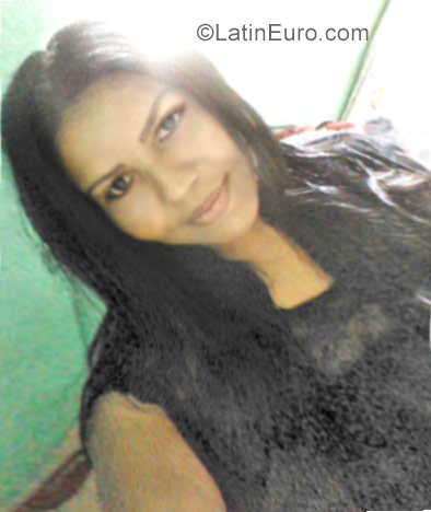 Date this georgeous Brazil girl Priscila from Nova Iguacu BR10050