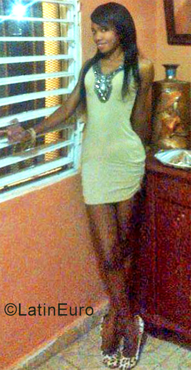 Date this cute Dominican Republic girl Ruth from Santo Domingo DO28998