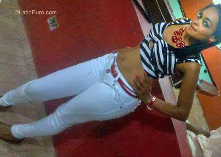 Date this georgeous Dominican Republic girl Rosy from Santo Domingo DO29120