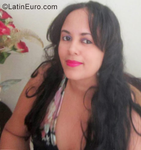 Date this pretty Dominican Republic girl Patricia from Santiago DO29283