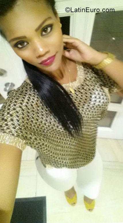 Date this pretty Dominican Republic girl Lissete from Puerto Plata DO29585
