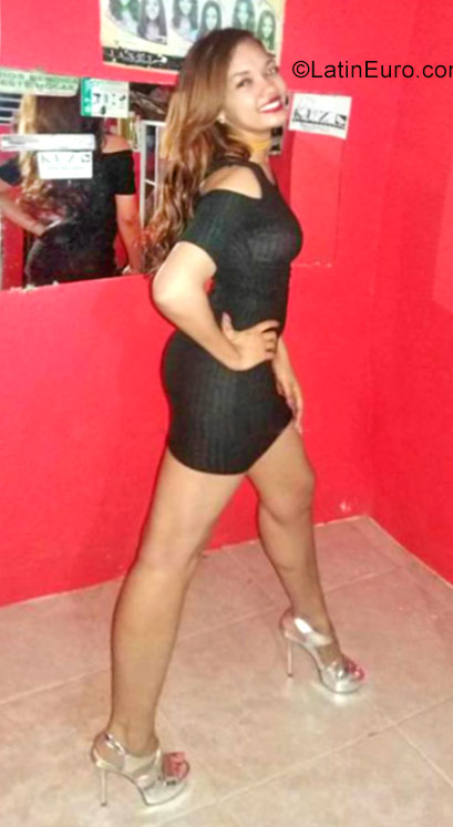 Date this passionate Dominican Republic girl Katty from Santo Domingo DO29598