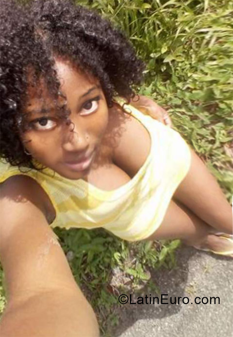 Date this foxy Trinidad and Tobago girl Lisa from Port Of Spain TT87