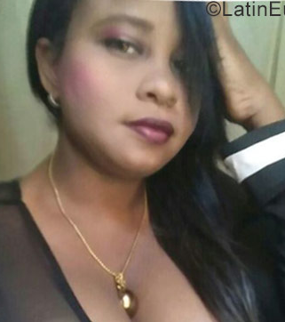 Date this georgeous Dominican Republic girl Gelicia merlin from Mao DO29622