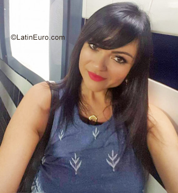 Date this cute Portugal girl Sabrina from Lisbon PT80