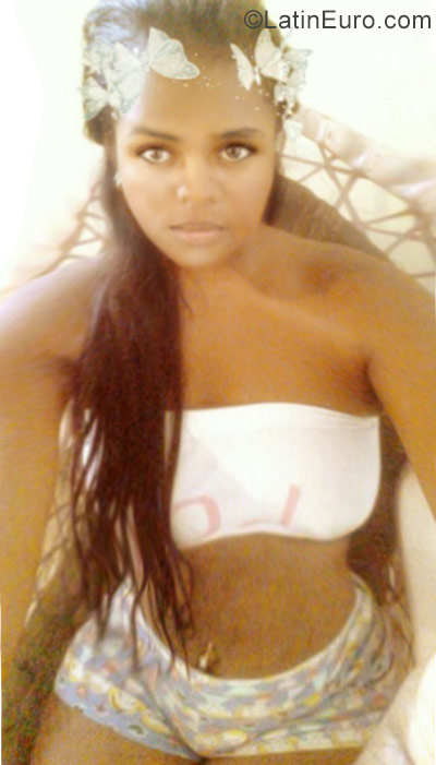Date this good-looking Dominican Republic girl Rosa from Santo Domingo DO29730