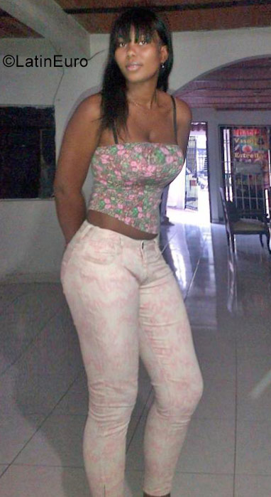 Date this young Colombia girl Ana maria from Cali Valle CO22065