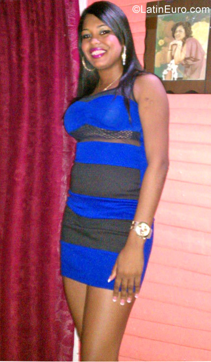 Date this tall Dominican Republic girl Yovermin from Puerto Plata DO29794