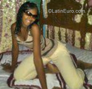 Date this nice looking Dominican Republic girl Dimilka from Santiago DO29828