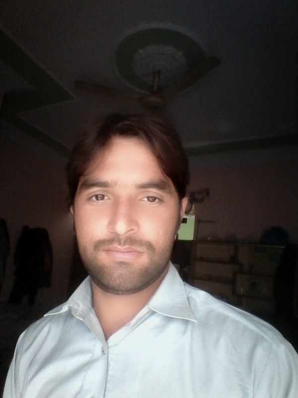 Date this charming Pakistan man Shahzad from Multan PK120