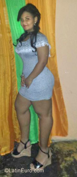 Date this charming Dominican Republic girl Anelis from Santiago DO30280