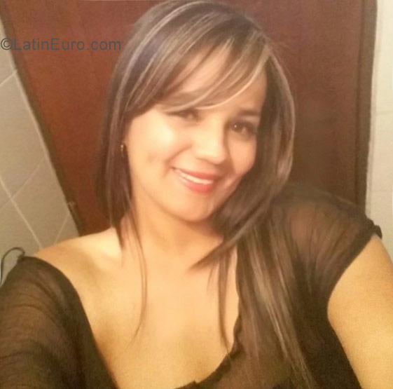 Date this young Colombia girl Tatiana from Medellin CO22588